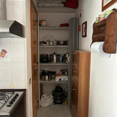 Lelia Apartment *