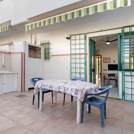 Lelia * Мандурия